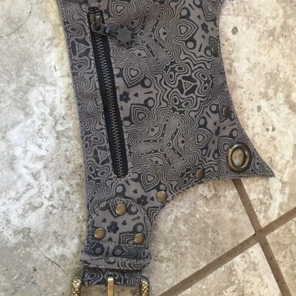 Maddie Moon - Bat wing belt print, Medium - Picture 7 of 8